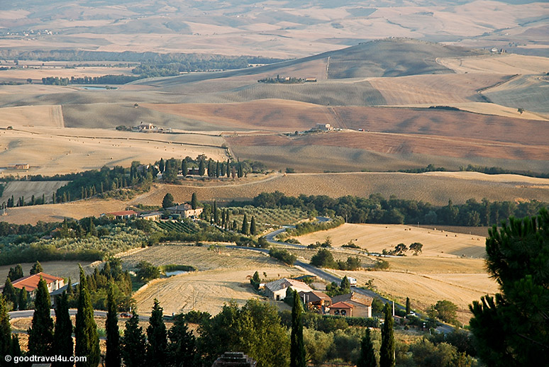 Tuscany, Val d’Orcia from the walls of Pienza